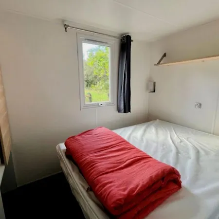 Mobil-home Pour 7 Pers A Avec Terrasse - Api-1-52-1576 مكان تخييم